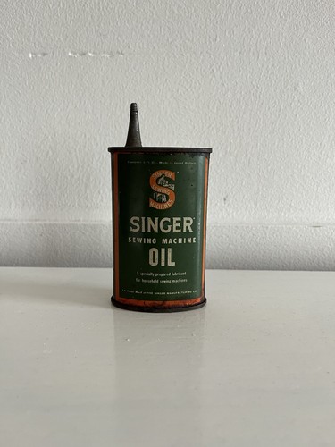 Singer sewing machine - singer, oil