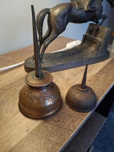 Vintage singer sewing machine - singer,
