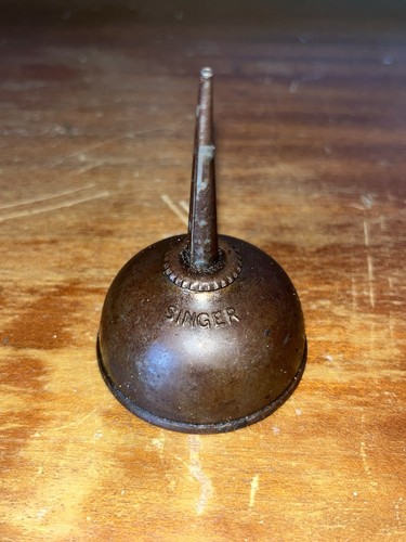 Vintage oil can singer - oil, for